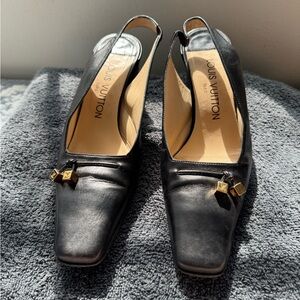 Louis Vuitton Black Leather Slingback Pumps with Gold Cube Charms
